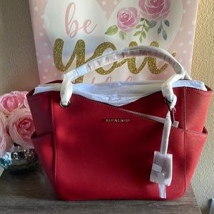 ⭐️Michael Kors Purse